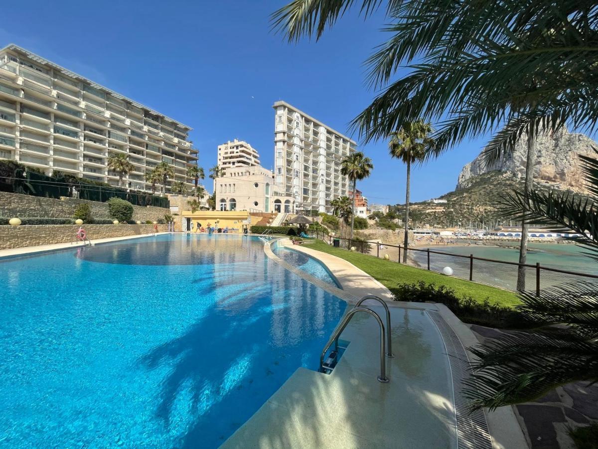 Clp - Beach Front, Pool View And Parking 卡尔佩 外观 照片